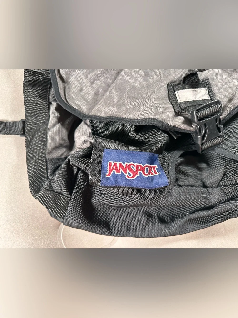 Jansport Vintage Messenger Retro Laptop School Travel Bag Gorpcore Y2K 2000s
